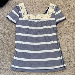 Girls poof excellence shirt size xs 6X